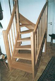 Treppe zur Galerie